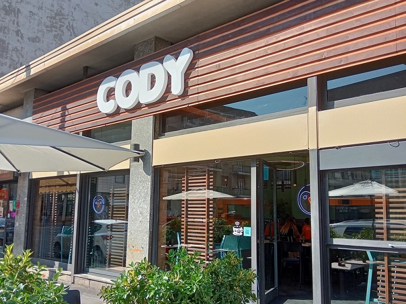 Il punto vendita pokè di Cody a Milano