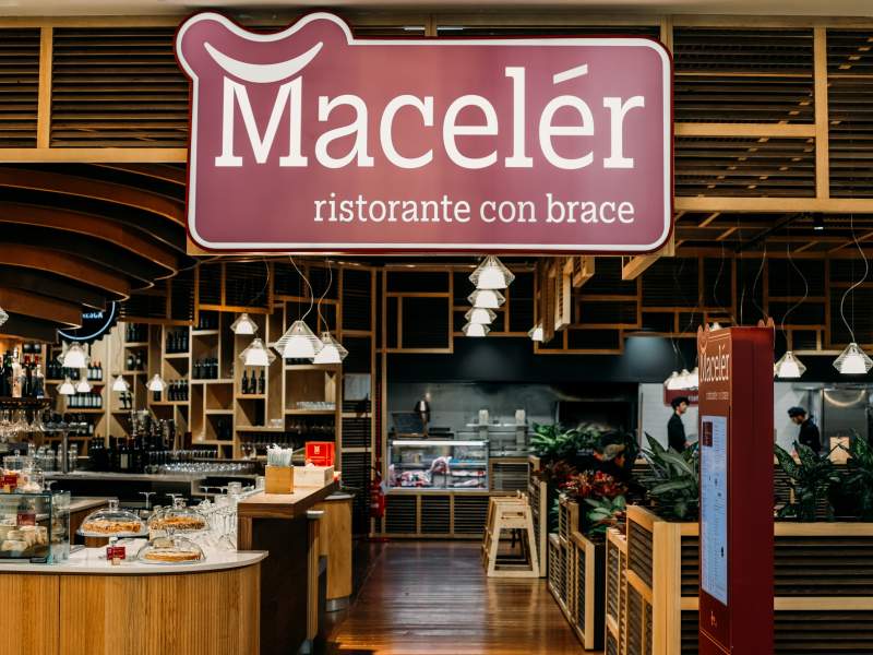 Macelér, presso l'Iper La grande i di Seriate offre una selezione di carne di alta qualità e cucina bergamasca