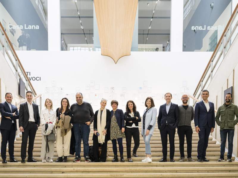 La squadra dei Coffee Defenders di Lavazza riunita alla Triennale di Milano