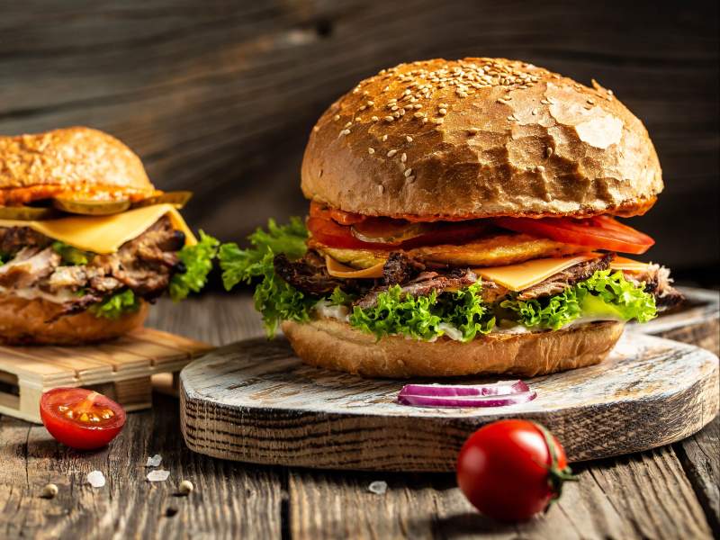 A livello globale, nel 2022, Glovo ha consegnato 70 milioni di hamburger
