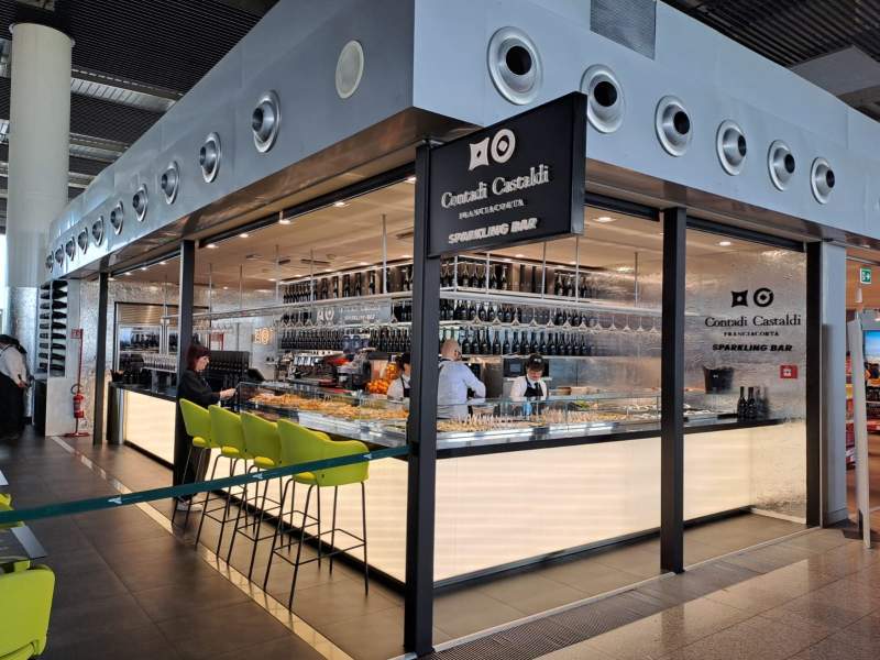 Lo Sparkling Bar inaugurato da Chef Express all'Aeroporto di Catania