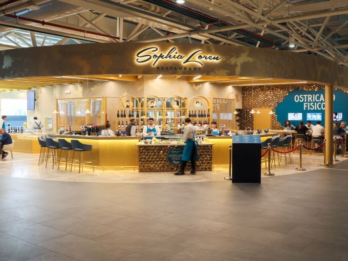 Il nuovo locale Sophia Loren Restaurant aperto da Autogrill all'Aeroporto di Roma Fiumicino