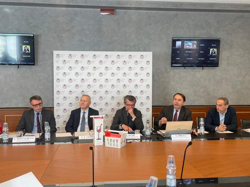 La conferenza Fipe-Comieco sul rilancio di &quot;Rimpiattino&quot; e la presentazione dell'app &quot;Specrometro&quot;