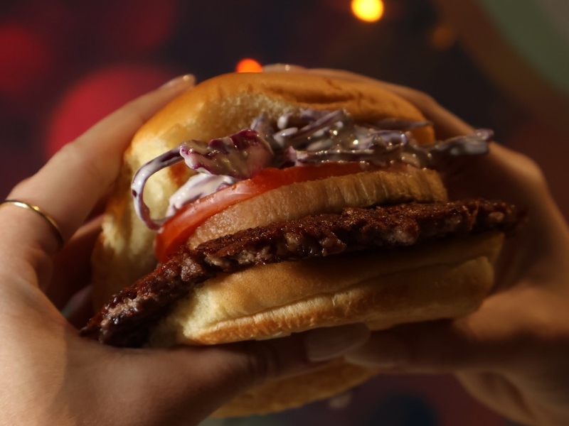 Il &quot;Ronin Burger&quot;, nato dalla collaborazione fra Bun Burger e Ronin, il locale dedicato al food Made in Japan