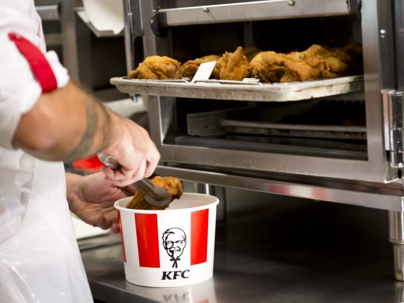 L'insegna fast food KFC punta ad aprire almeno 28 punti vendita in Italia nel corso del 2024