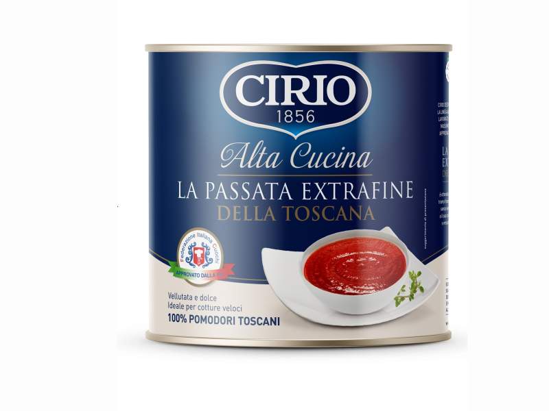 L'iconica latta da 3 kg di Cirio per la sua Passata extrafine della Toscana (con marchio Fic)