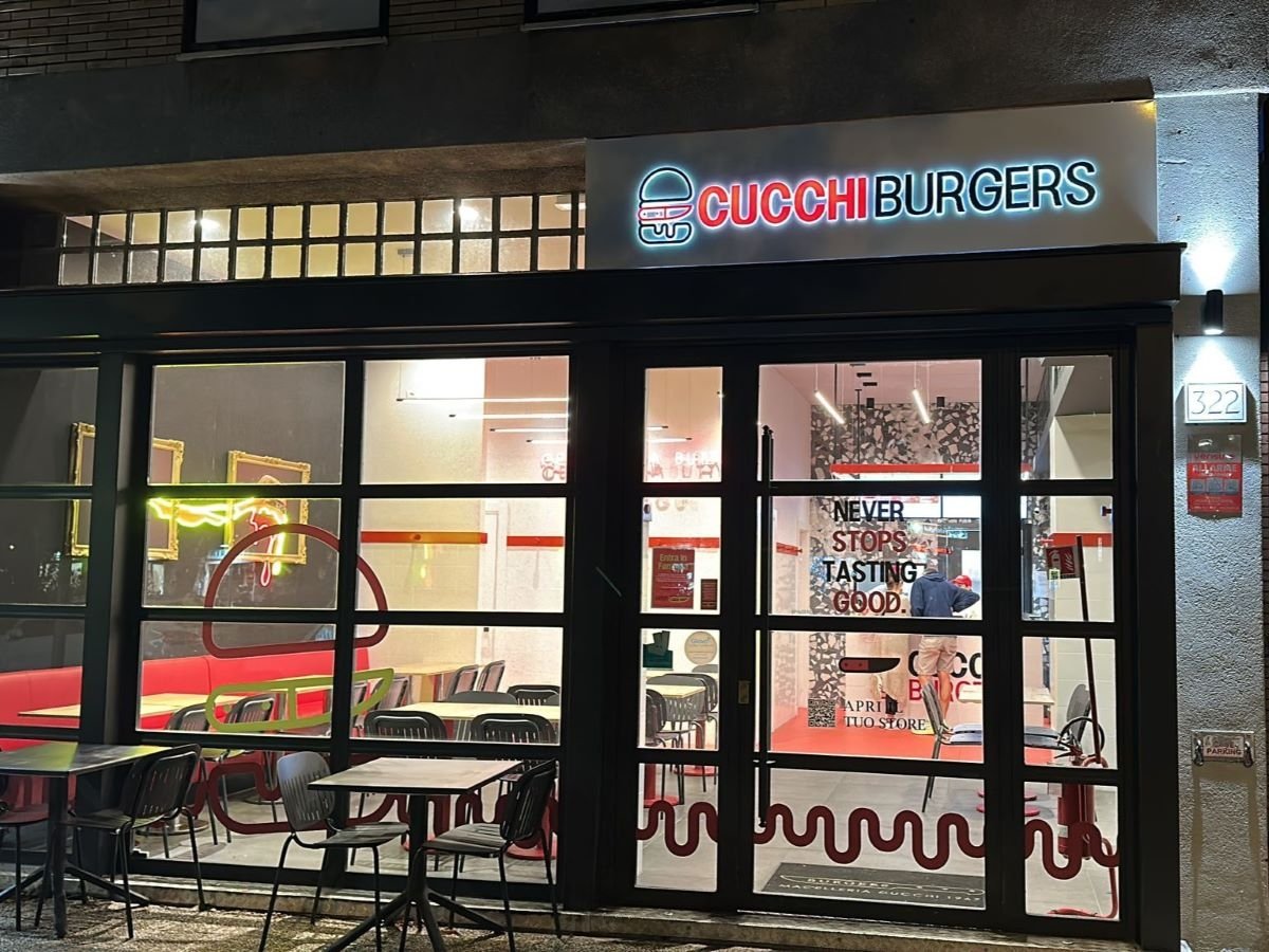 Un locale dell'insegna Cucchi Burgers a Roma