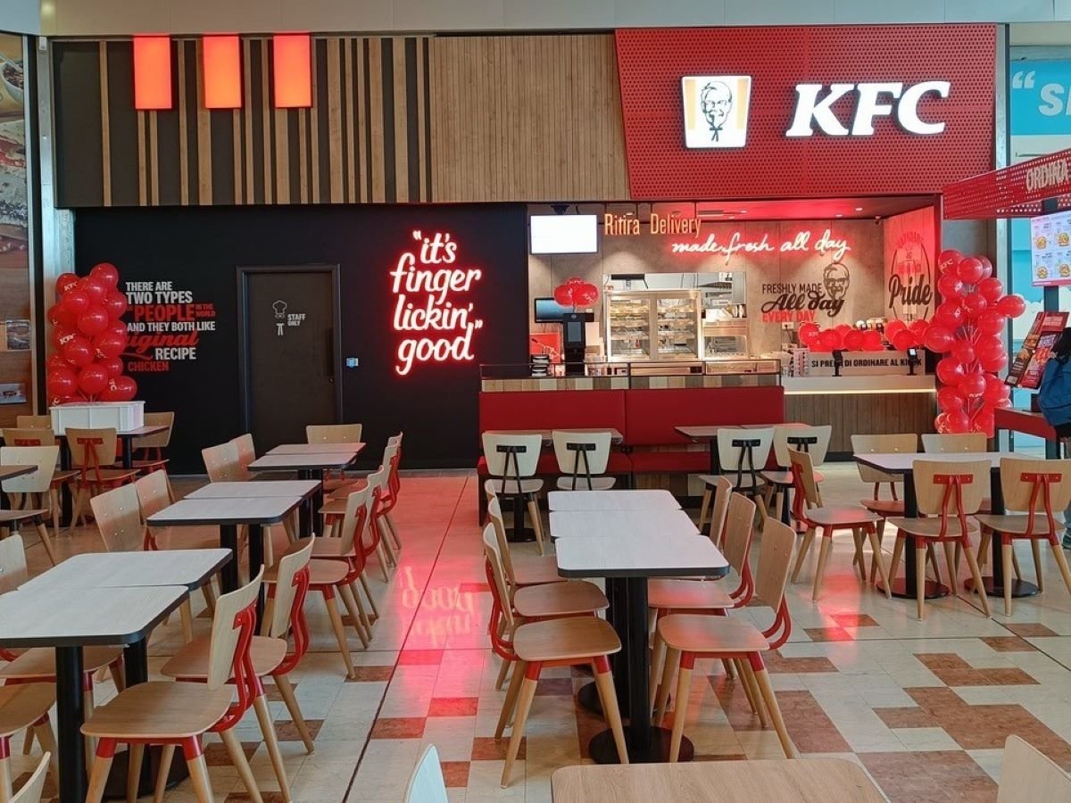 Il punto vendita KFC all'interno del Centro commerciale VeronaUno