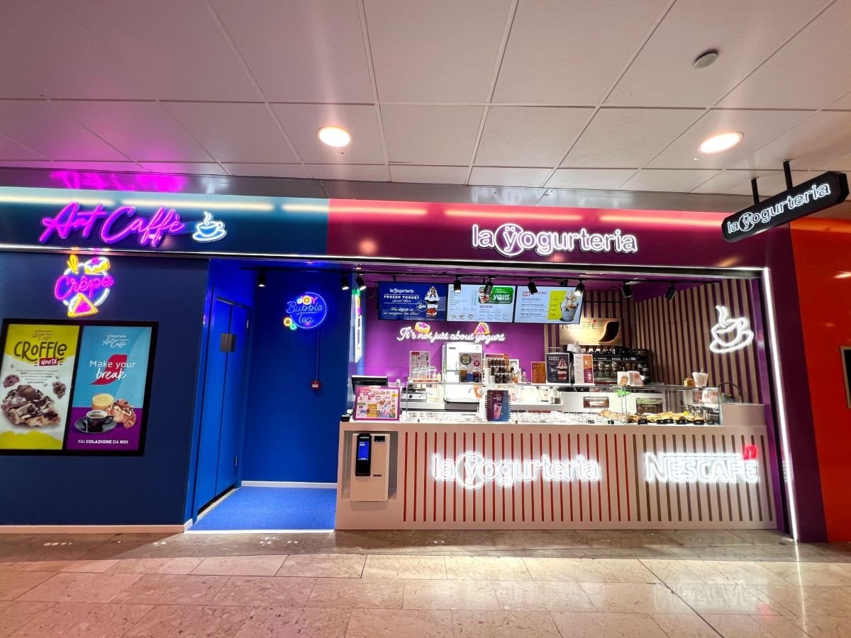 Il nuovo punto vendita de La Yogurteria con Nescafé: Art Caffè, alla Stazione di Milano Centrale Il nuovo punto vendita de La Yogurteria con Nescafé: Art Caffè, alla Stazione di Milano Centrale