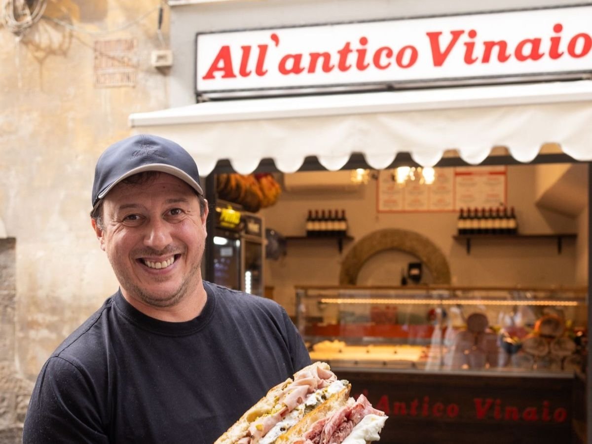 Tommaso Mazzanti, founder di All'Antico Vinaio, ora attivo anche a Palermo Tommaso Mazzanti, founder di All'Antico Vinaio, ora attivo anche a Palermo