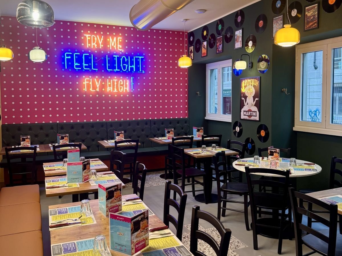 La sala del secondo punto vendita di Glory Pop a Milano