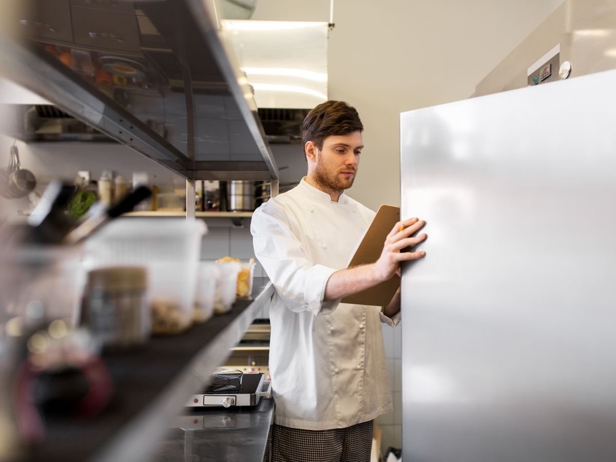 Gestione della cucina professionale: dal team agli obblighi formativi