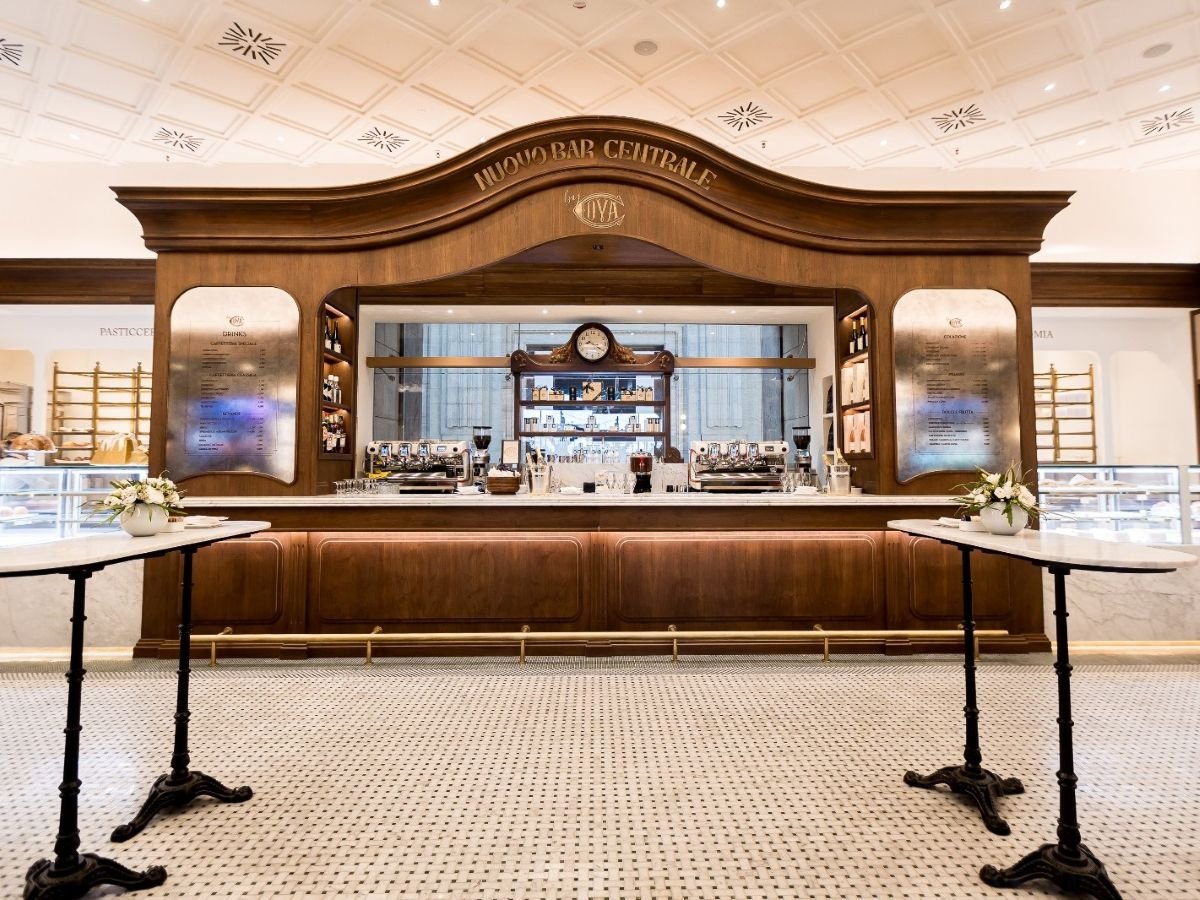 Cova porta l'alta pasticceria alla Stazione Centrale di Milano