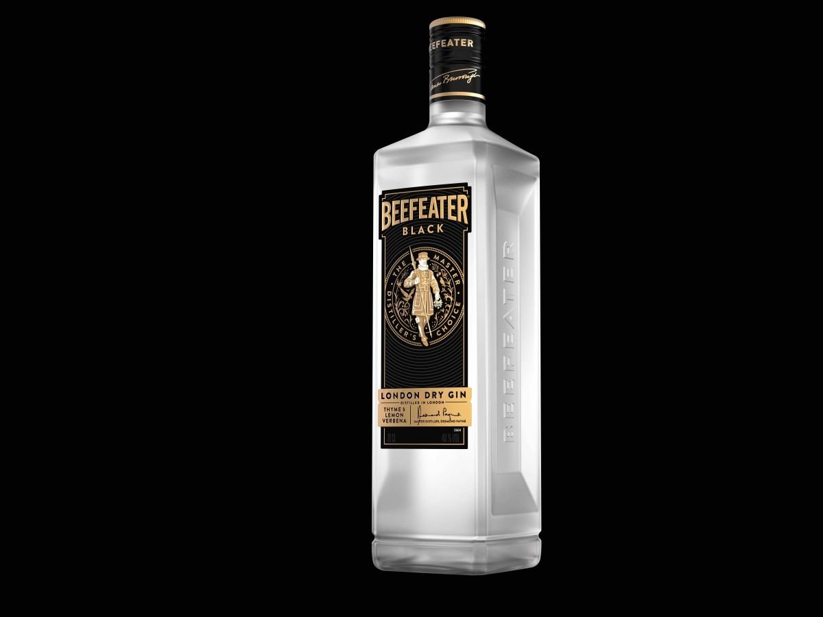 Beefeater Black, nuova etichetta premium per il gin londinese