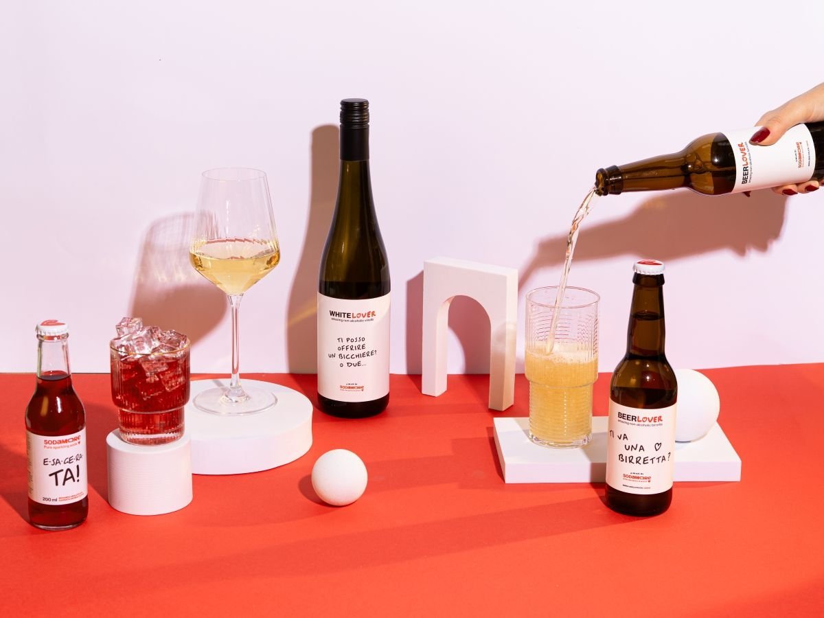 Sodamore lancia il suo vino dealcolato Whitelover
