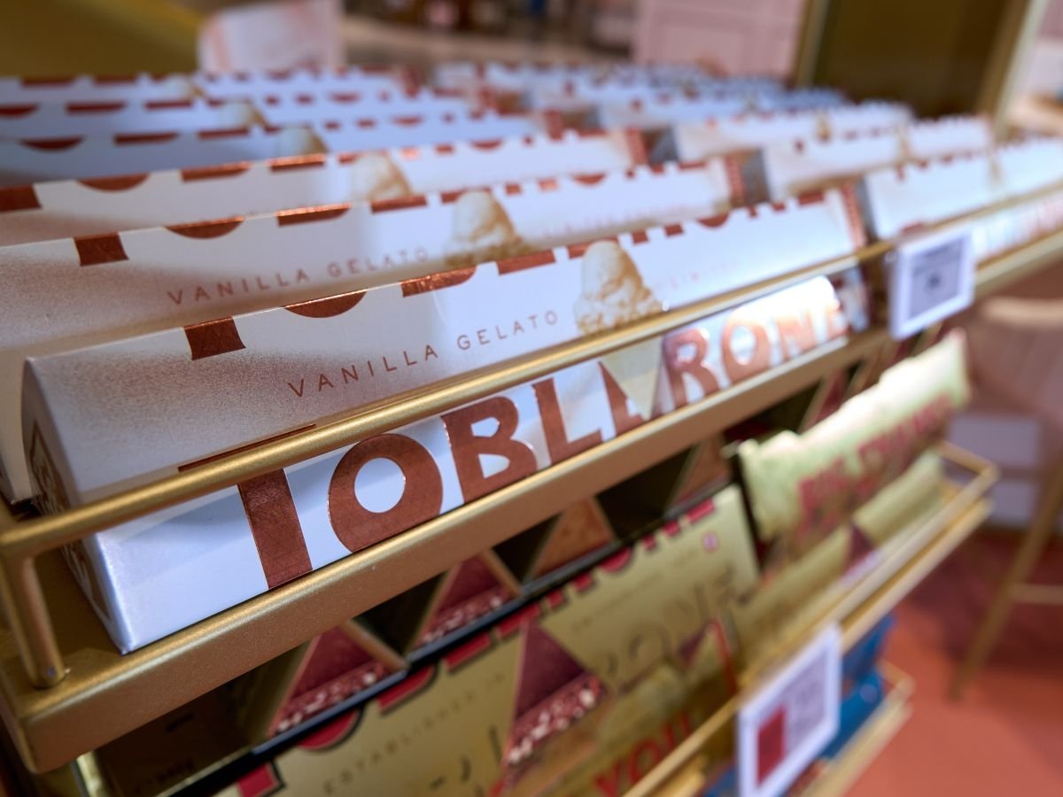 Il packaging premium di Toblerone Vanilla Gelato di Mondelēz 