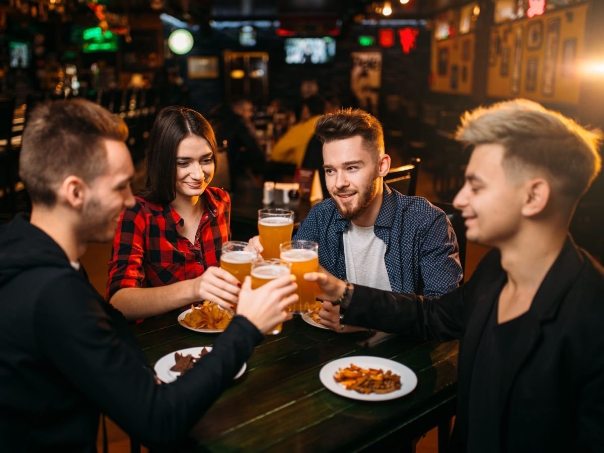  In Italia, secondo Heineken, il 75% della Gen Z frequenta un bar almeno due volte al mese 