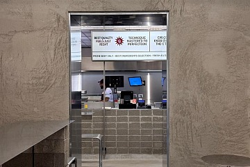 L'ingresso di un punto vendita Street Smash Burger