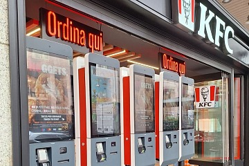 Il KFC di via Agnello a Milano