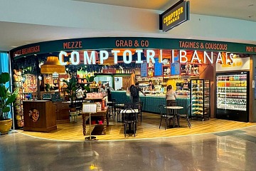 Il punto vendita Comptoir Libanais all'interno della Stazione di Roma Termini