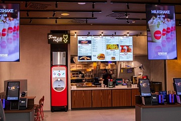 Il locale Smashie del Centro commerciale Curno