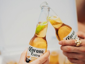 Corona arriva per la prima volta in Italia nel 1989