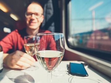 Protagonista a bordo dei treni e nelle lounge Italo sono le etichette Grande Alberone di Italian Wine Brands