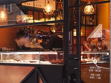 In Italia si sono persi 21mila bar in 10 anni secondo Fipe