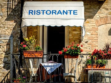 Fipe è stata fondata il 16 giugno 1945 e oggi rappresenta circa 335mila attività
