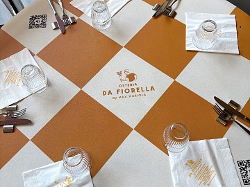 Osteria da Fiorella di Max Mariola prende il nome dalla mamma dello chef star dei social network