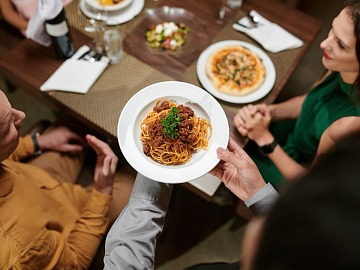 La prima targa I Go Italian viene consegnata il 10 gennaio 2026