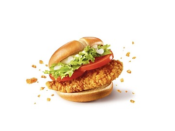 Il McCrunchy Chicken di McDonald's: filetto di pollo impanato con pomodoro, lattuga e salsa yogurt