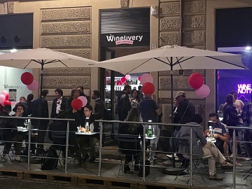 L'inaugurazione del nuovo punto vendita Winelivery Bar&Enoteca a Torino
