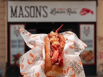 Sono due, attualmente, i locali italiani di Mason's Famous Lobster Roll in Italia (entrambi a Milano)