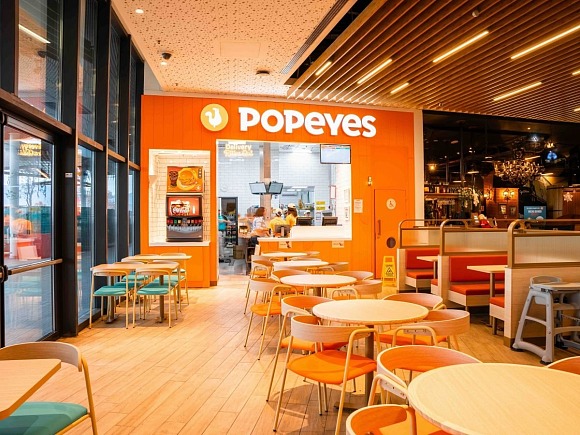 Il punto vendita Popeyes a Elnòs Shopping Center