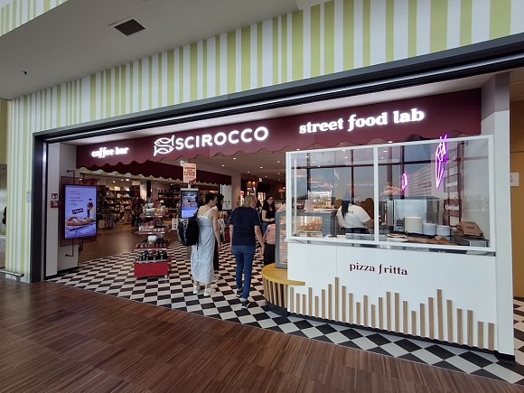 Il nuovo punto vendita Scirocco Street Food Lab all'Aeroporto di Bergamo