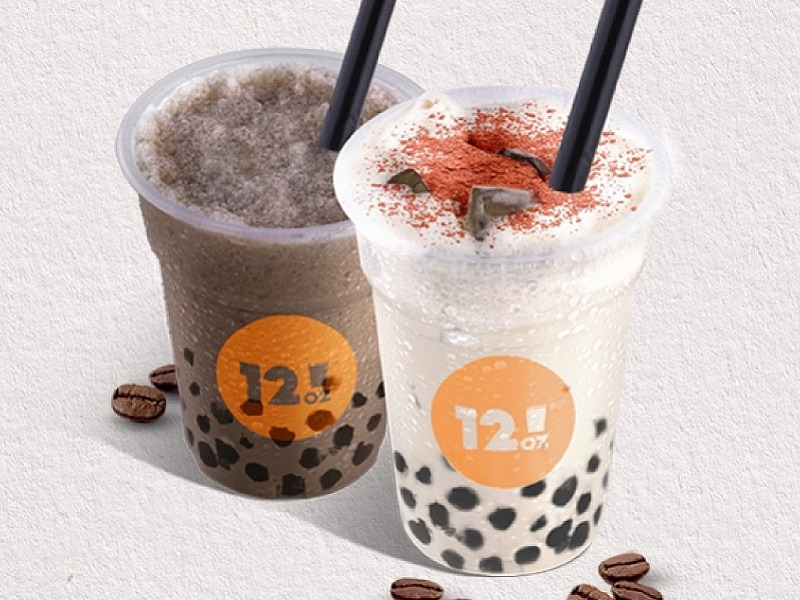 La tecnologia JDE velocizza il servizio di 12oz: bevande fredde pronte in 20 secondi Da 12oz novità di menu e di processo con le macchine JDE