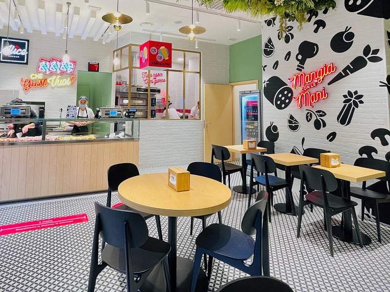 Alice Pizza non si ferma, dopo un 2022 record pronte 25 nuove aperture Un locale Alice Pizza, brand specializzato nella pizza al taglio
