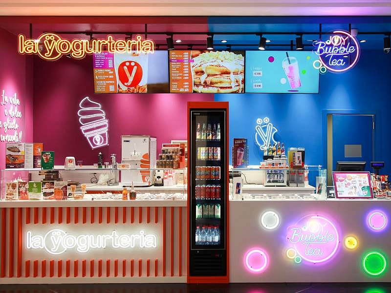 La Yogurteria, doppietta di aperture nel canale centri commerciali Il doppio format La Yogurteria e Joy Bubble Tea al Centro commerciale Metropolis di Rende (CS)