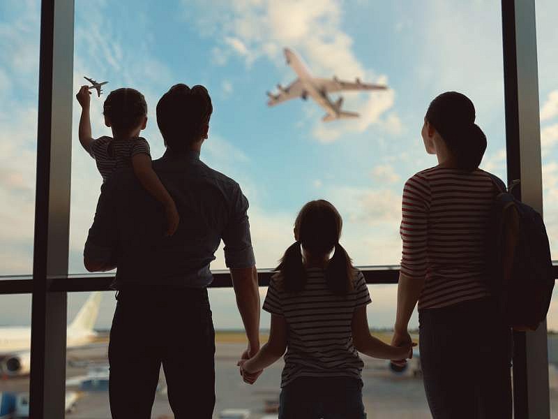 Ritornano i turisti? Food retail alla ribalta Nell'estate 2023 sono attesi 1,8 milioni di passeggeri aeroportuali in Italia: un'occasione per il food retail